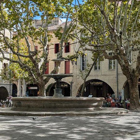 Une Chambre A Uzès Exterior foto