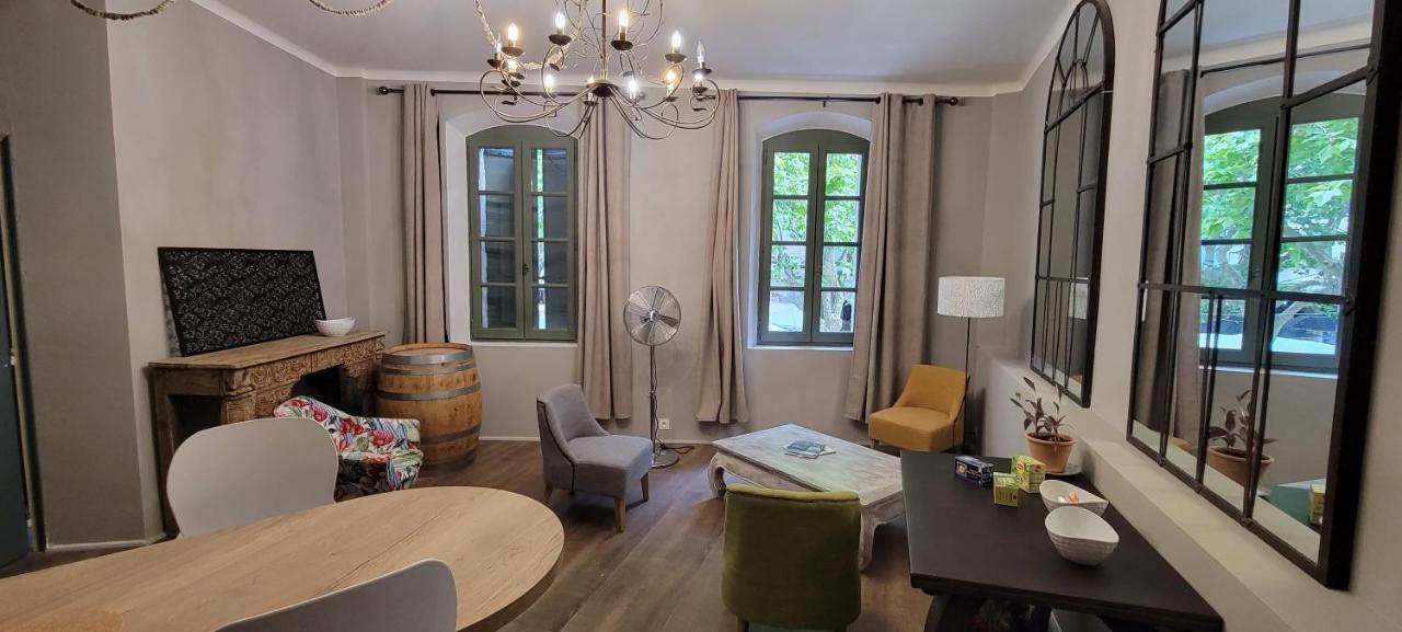 Une Chambre A Uzès Exterior foto